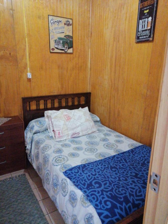 "Mi Hostal Tu Casa" Hostal Familiar Solo Empresas, Turistas Y Viajeros Espacio Para Bicicletas Y Motos プエルトモント エクステリア 写真