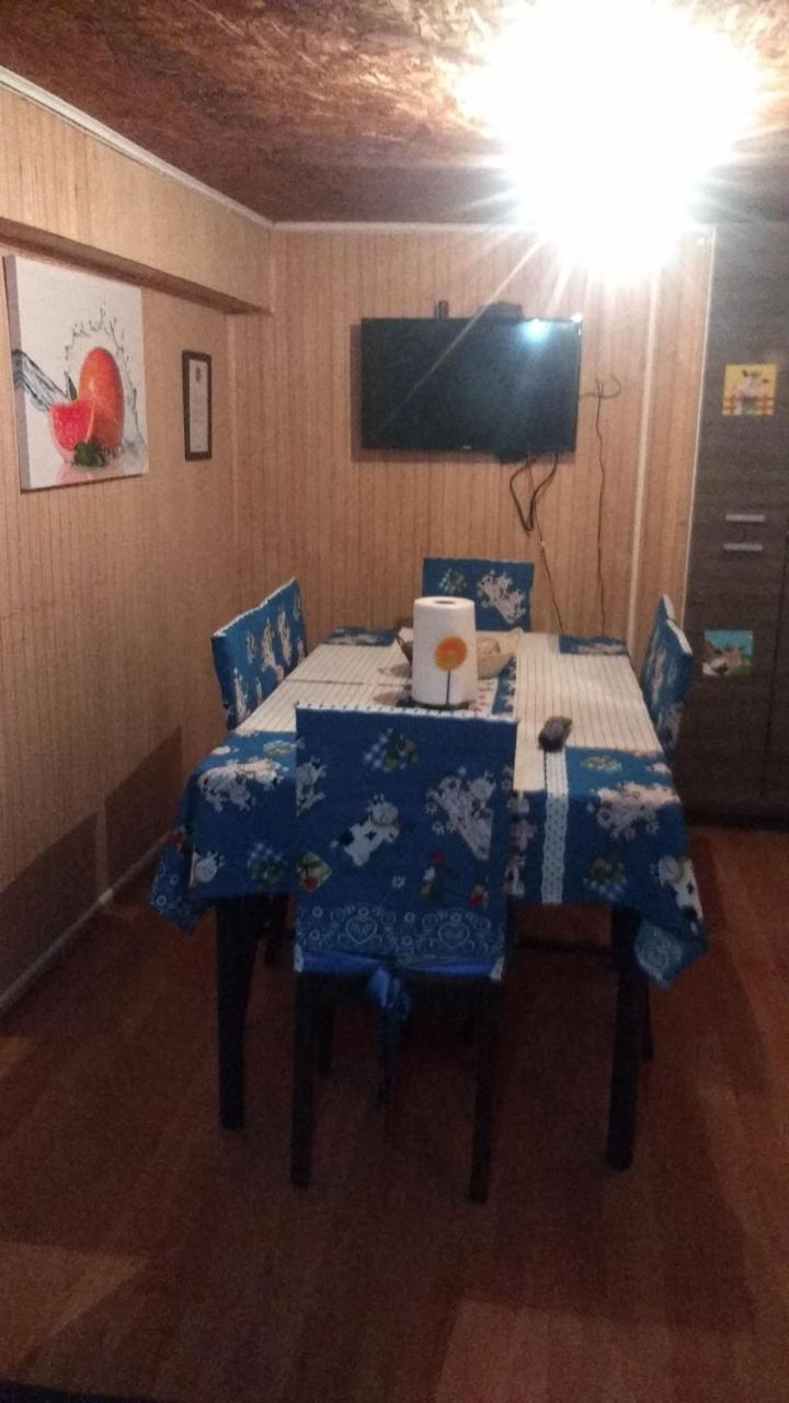 "Mi Hostal Tu Casa" Hostal Familiar Solo Empresas, Turistas Y Viajeros Espacio Para Bicicletas Y Motos プエルトモント エクステリア 写真